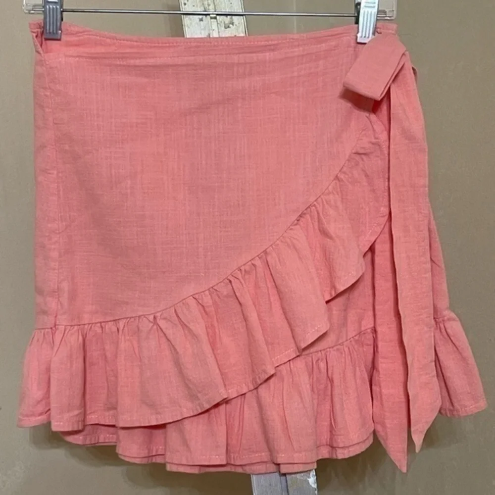SALMON PINK RUFFLE WRAP SKIRT SZ SMALL